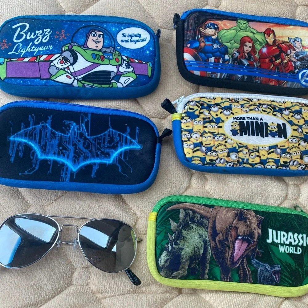 Kids Boys Eyeglasses Case Lot Of 5 +‎ Sunglasses Buzz Minion avengers Batman
